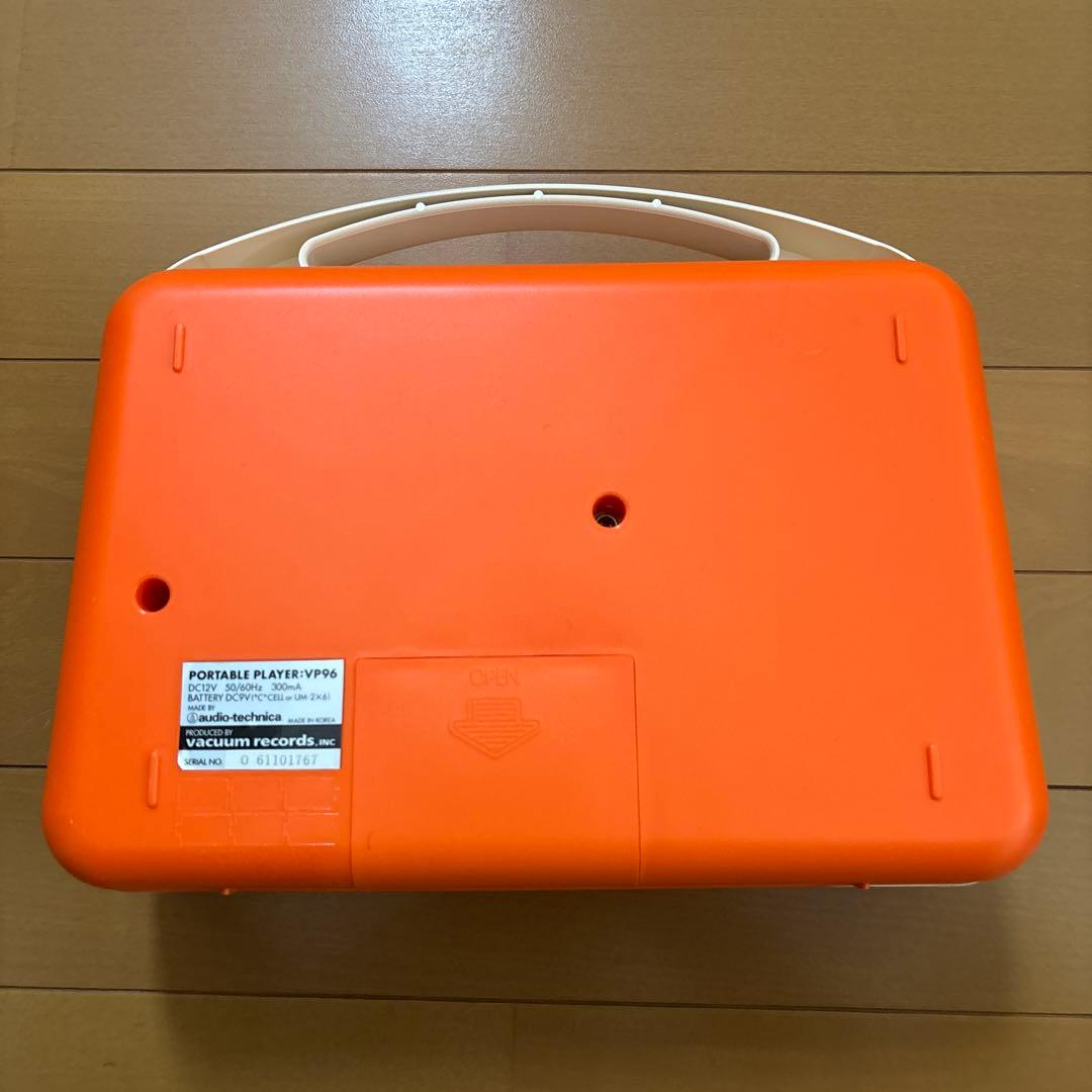 vacuumポータブル レコードプレーヤー