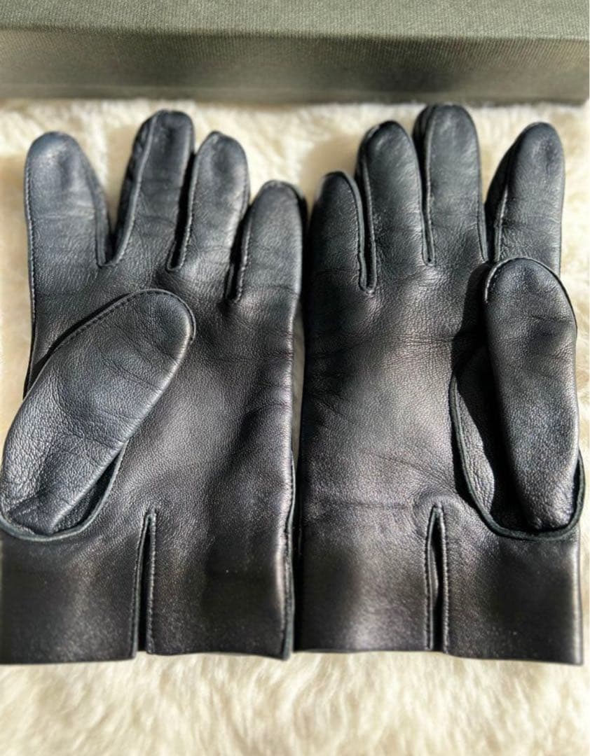 す*ん様 美品✨GUCCI レザー 手袋 グローブ レディース ブラック