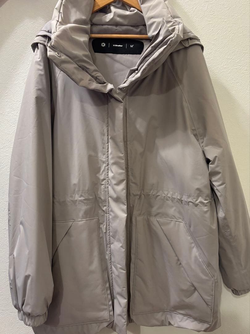 ワークマン女子　エックスシェルター　断熱レディース防水ウォームアウター