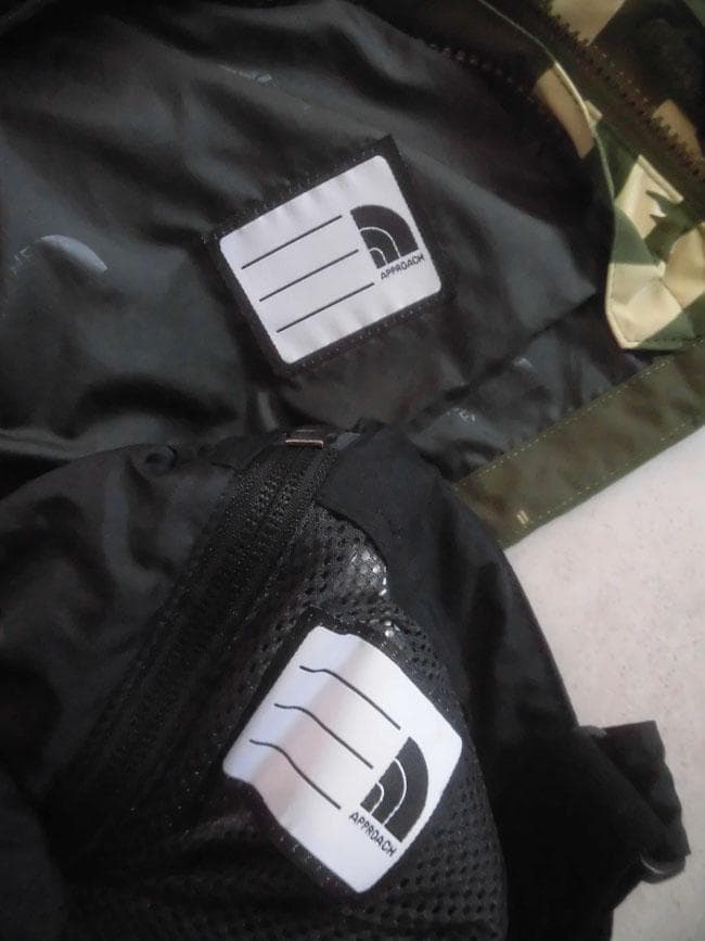 美品 ノースフェイス ノベルティースクープ スキーウエア 上下セット 140