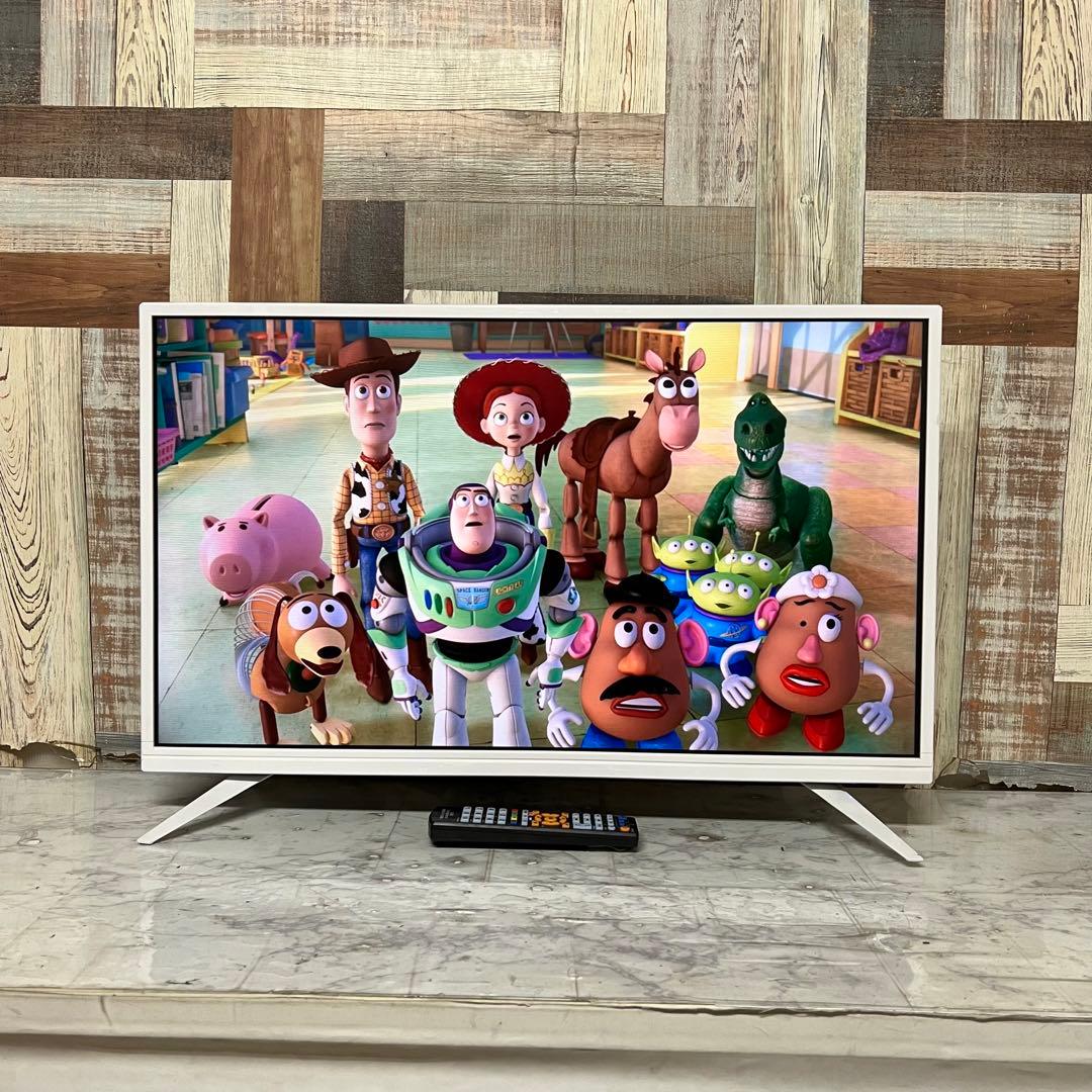 即日受渡❣️全国送料込アマダナホワイトデザイン32V型液晶地上D・BSCSテレビ