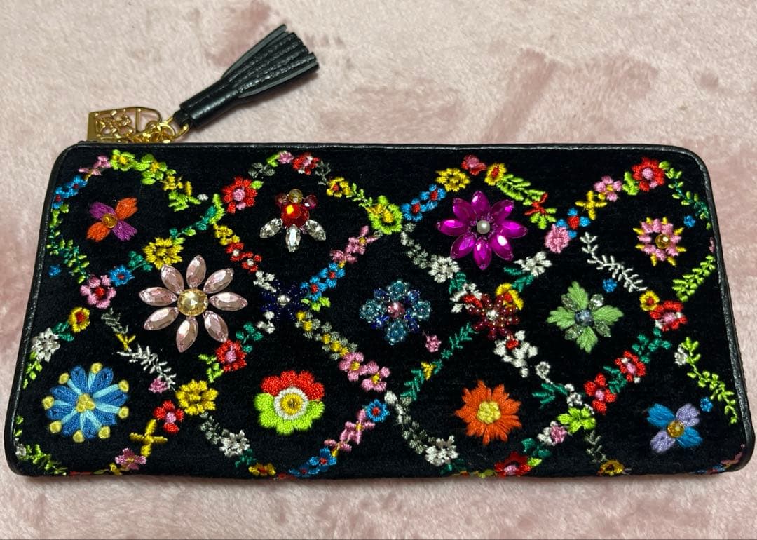 【新品未使用】Think Bee! シンクビー　オーバーザレインボー　長財布