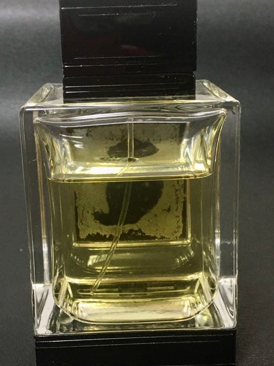 ゼニア Ermenegildo zegna INDONESIAN OUD 香水