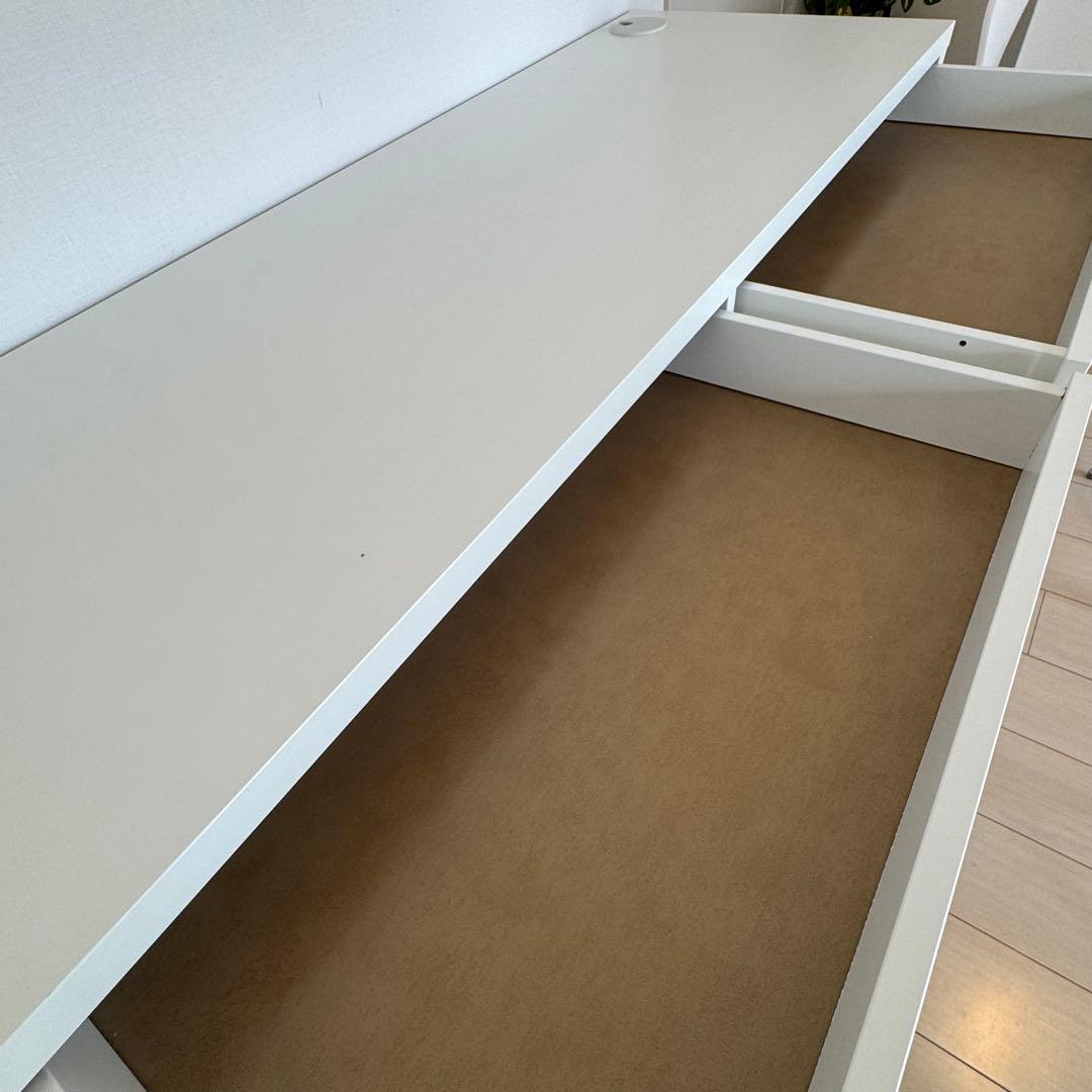 IKEA MICKE デスク ホワイト 幅105cm 引き出し付き