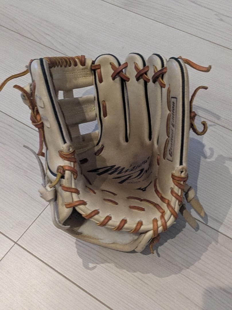 【Xmas限定価格】ミズノ　軟式CRAFTED EDITION タティスJr型