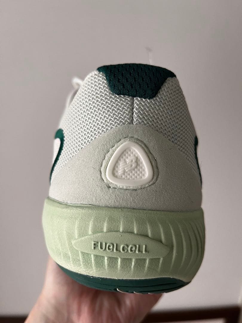 【未使用・タグ付き】New Balance 996 ワイド４E テニスシューズ