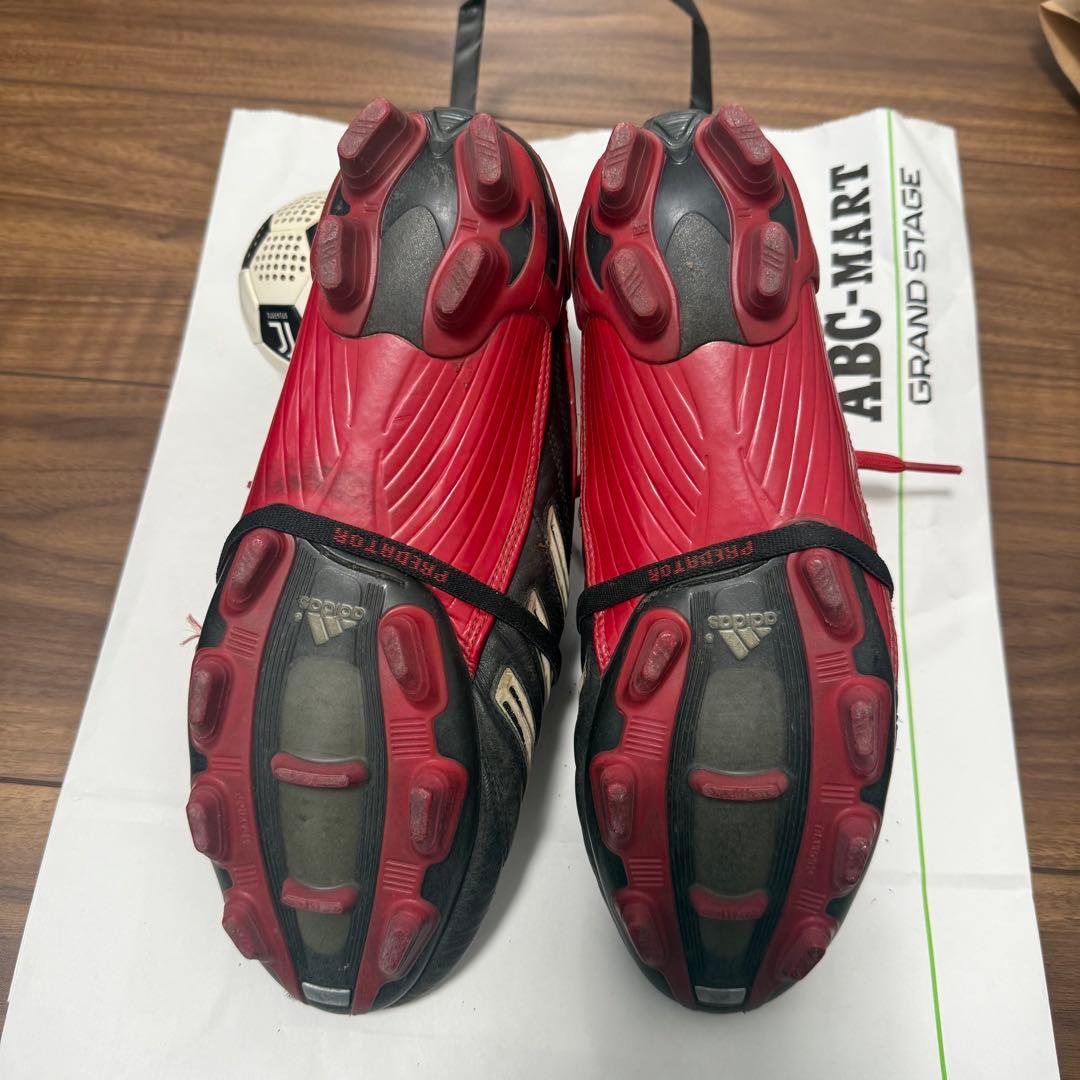 adidas Predator サッカーシューズ 赤黒