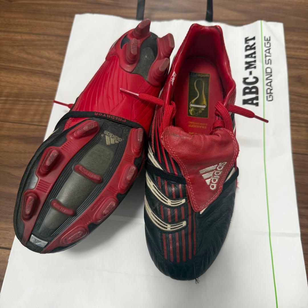 adidas Predator サッカーシューズ 赤黒