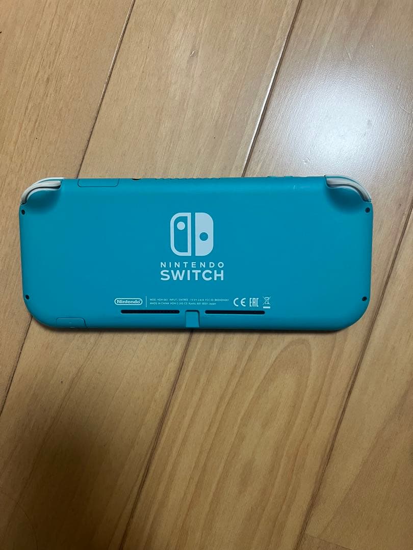 Switchライト美品　どうぶつの森カセット付