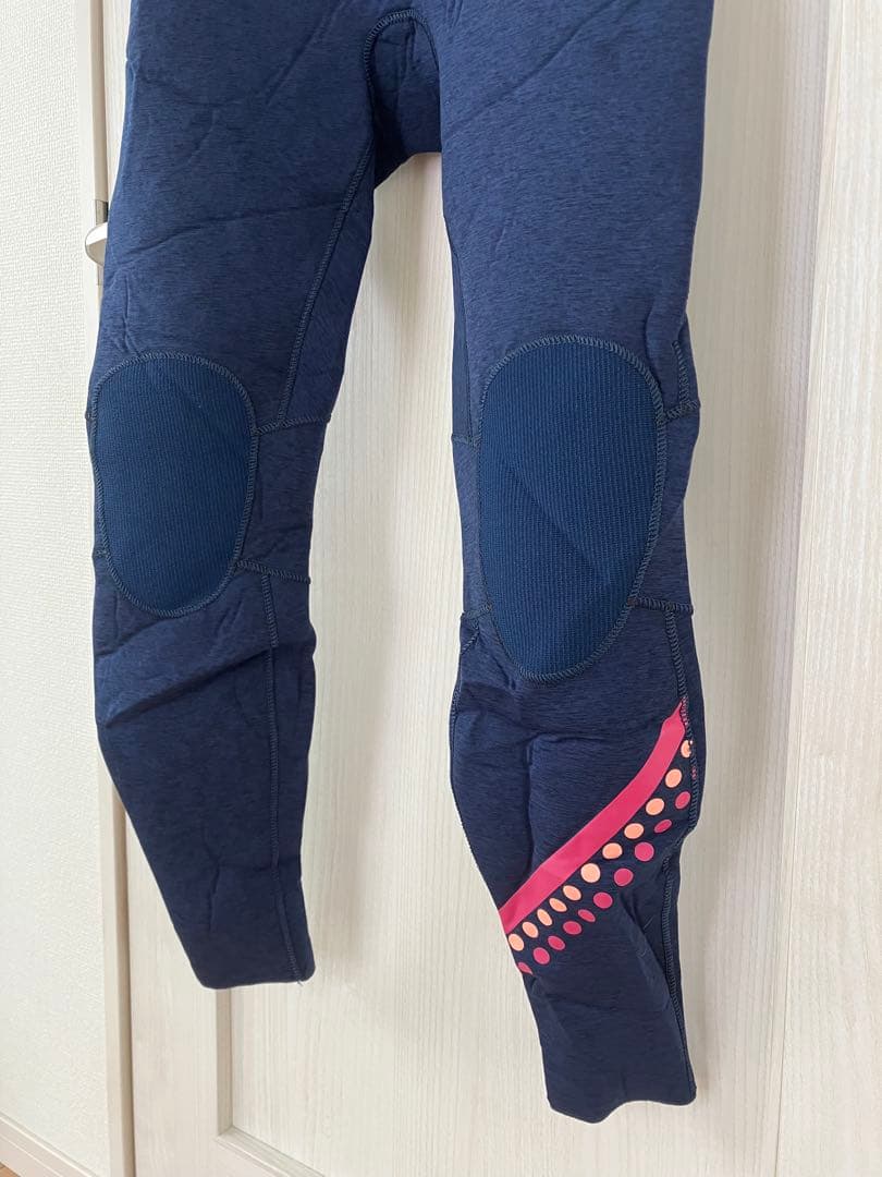 ROXY フラワープリント 3.2mm フルスーツ Lサイズ