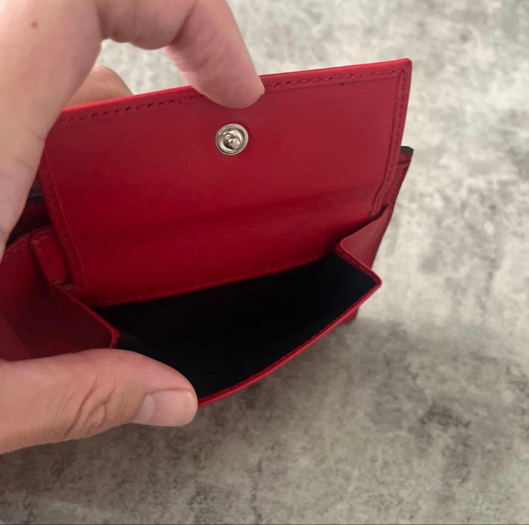 FENDI 二つ折り財布 目デザイン 黒赤　モンスター