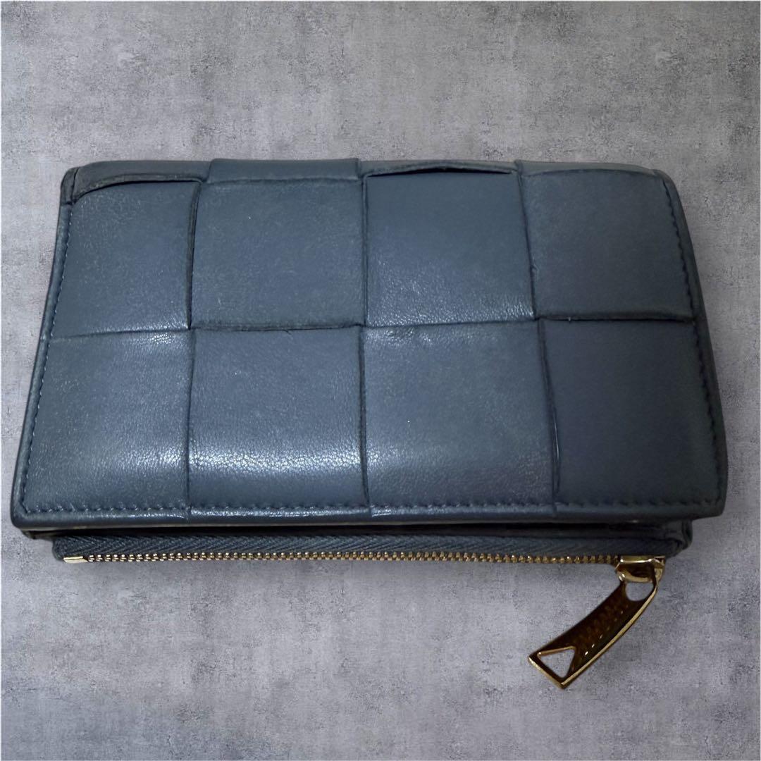 Bottega Veneta ミディアム　カセット　希少カラー: サンダー