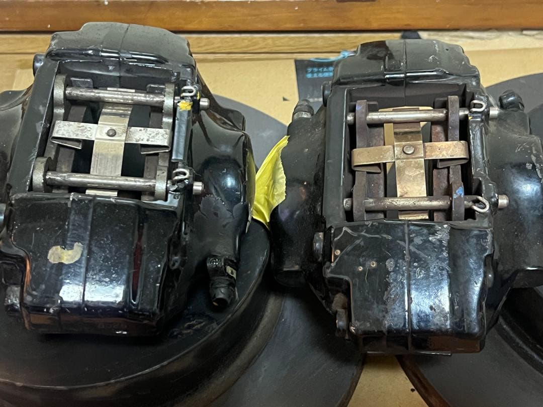 BCNR33brembo リアブレーキキャリパーとディスクセット