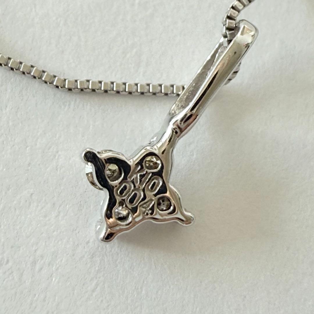 K10WG ダイヤモンド0.04ct フラワー　ネックレス