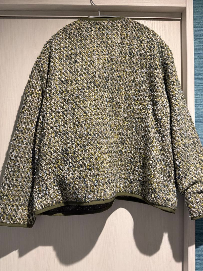 ドラウズアンドイエット　ノーカラージャケット オリーブグリーンにブルーのリボン