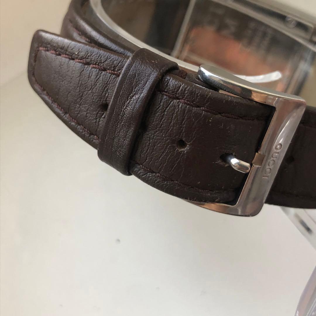 GUCCI 7700M 電池新品　アナログ時計 レザーベルト