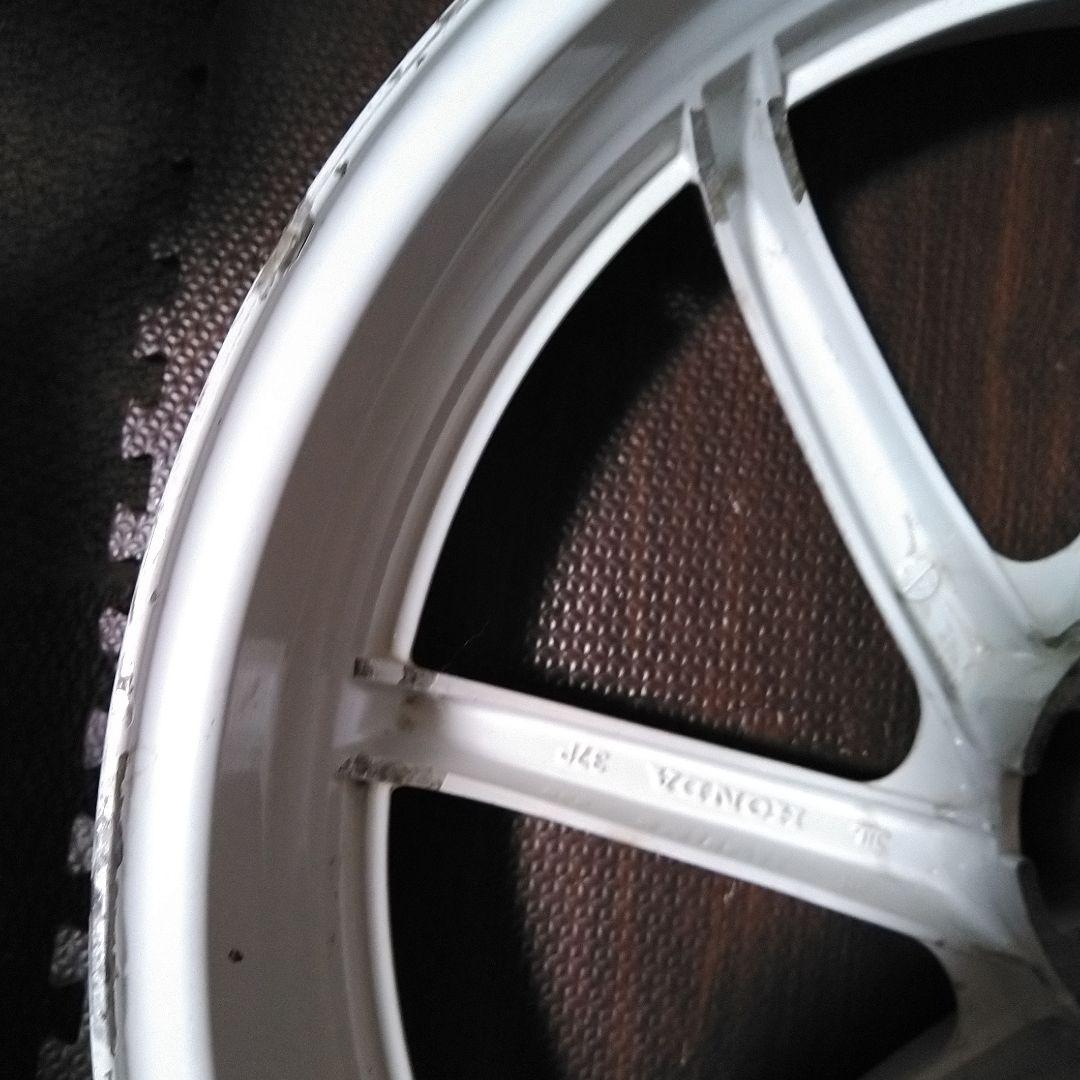 RVF400、NC35 リアホイール 18インチ　プロアーム