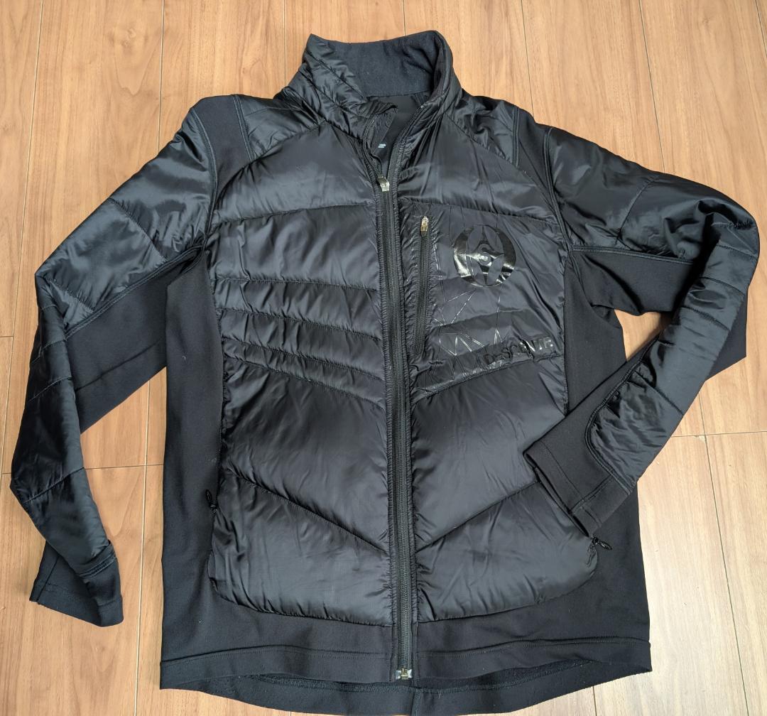 オガサカ.カタログ外.ハイブリッドダウンジャケット.ミドラー.デサント.サイズL