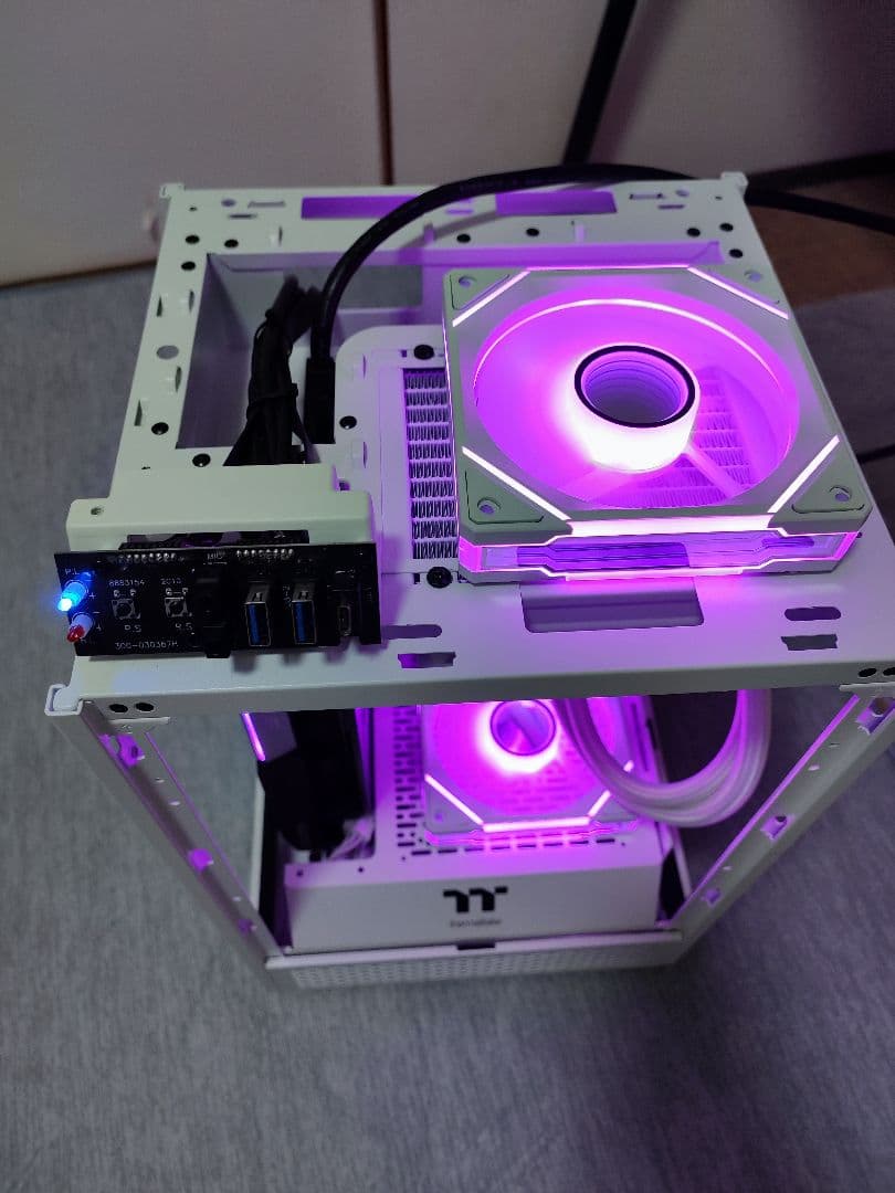 Windowsデスクトップ Intel Corei7-12700F + Radeon RX6700XT