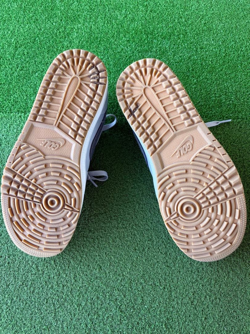 NIKE エアジョーダン１LOW G □ “Wolf Grey Gum”