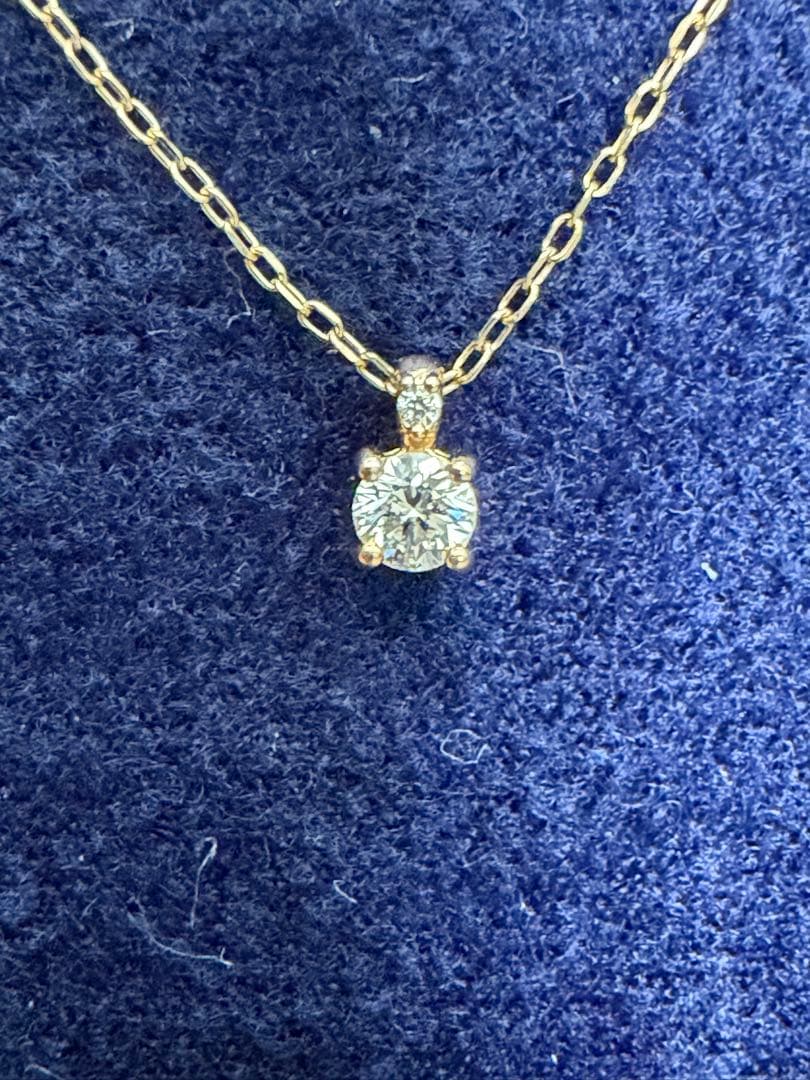 K10YGダイヤモンドペンダントネックレス