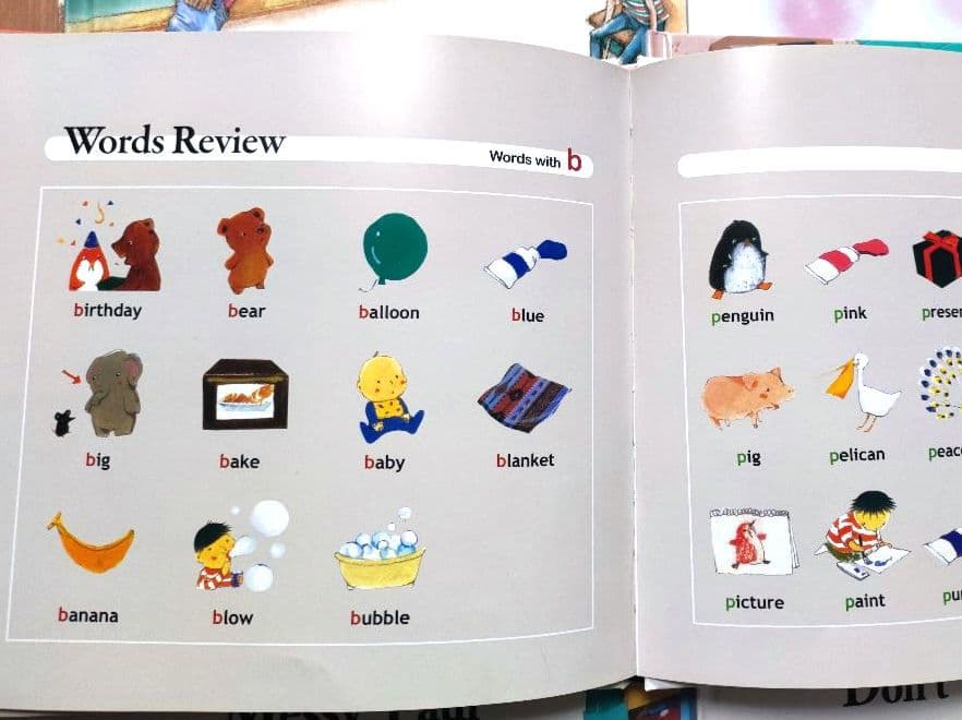 英語絵本　英語の絵本　25冊　CD6枚　ストーリー 　フォニックス