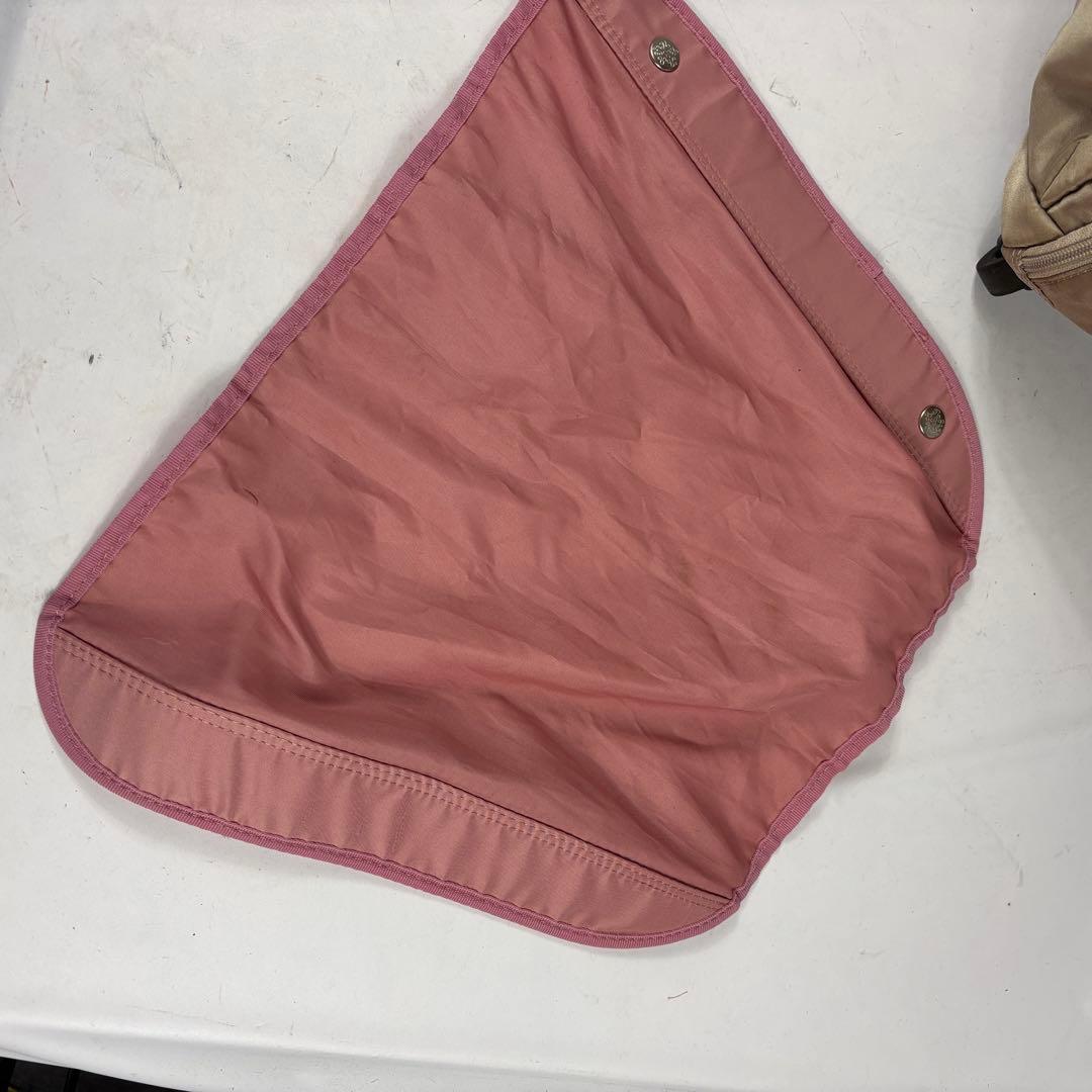 カナナプロジェクト トローリーバッグ キャリー ベージュ　ポンポンチャーム付き