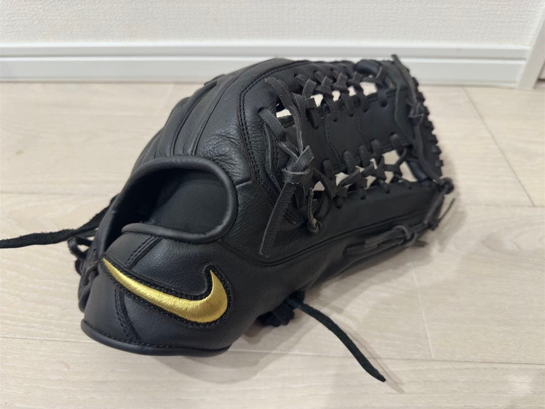 激レア！ナイキ 野球グローブ　ナイキ アルファ ハラチエッジ　逆スウォッシュ