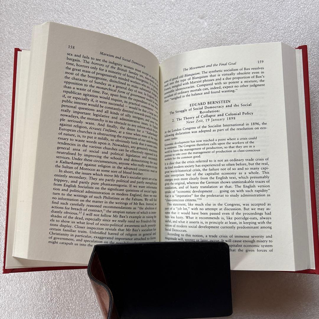 洋書 Marxism & Social Democracy: The Revision