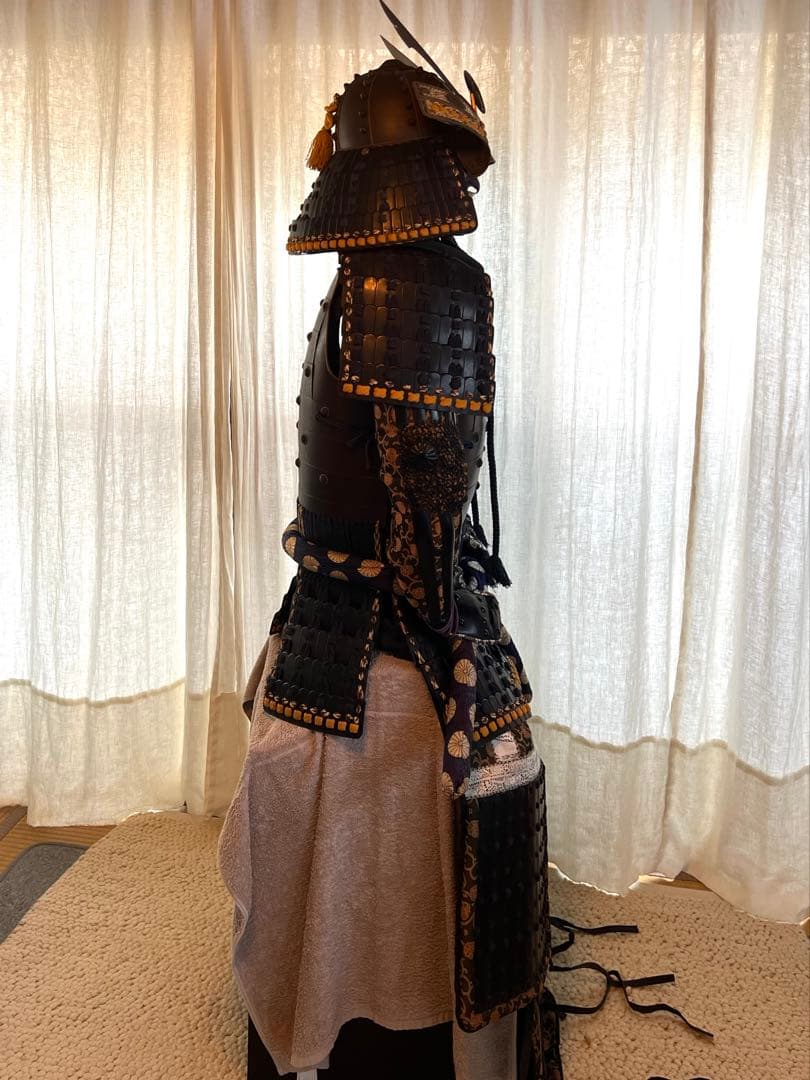 超美品！『薩摩国住光忍十一代作』日本 甲冑 錆胴鉄錆鋲当世具足『鎧 一式』等身大