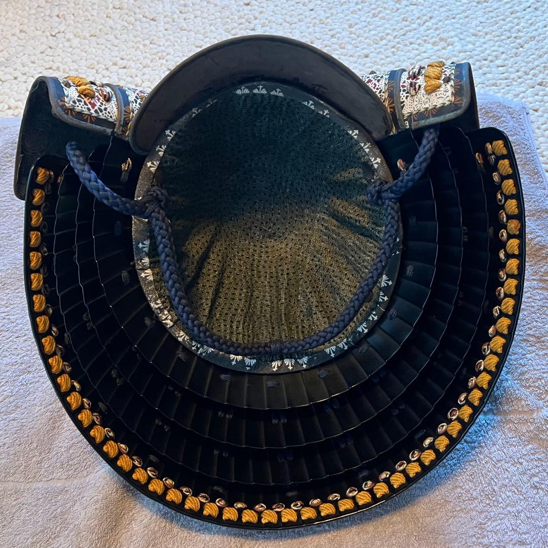 超美品！『薩摩国住光忍十一代作』日本 甲冑 錆胴鉄錆鋲当世具足『鎧 一式』等身大