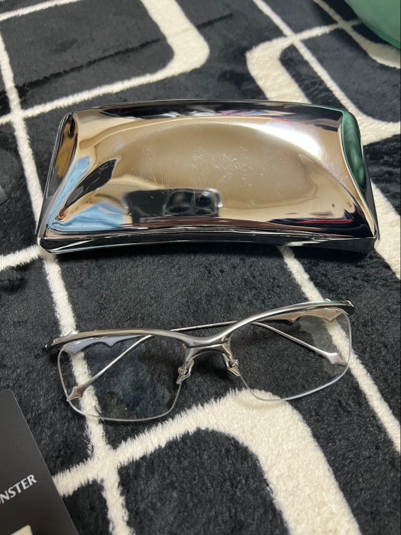 GENTLE MONSTER KRO-02 宮脇咲良着用