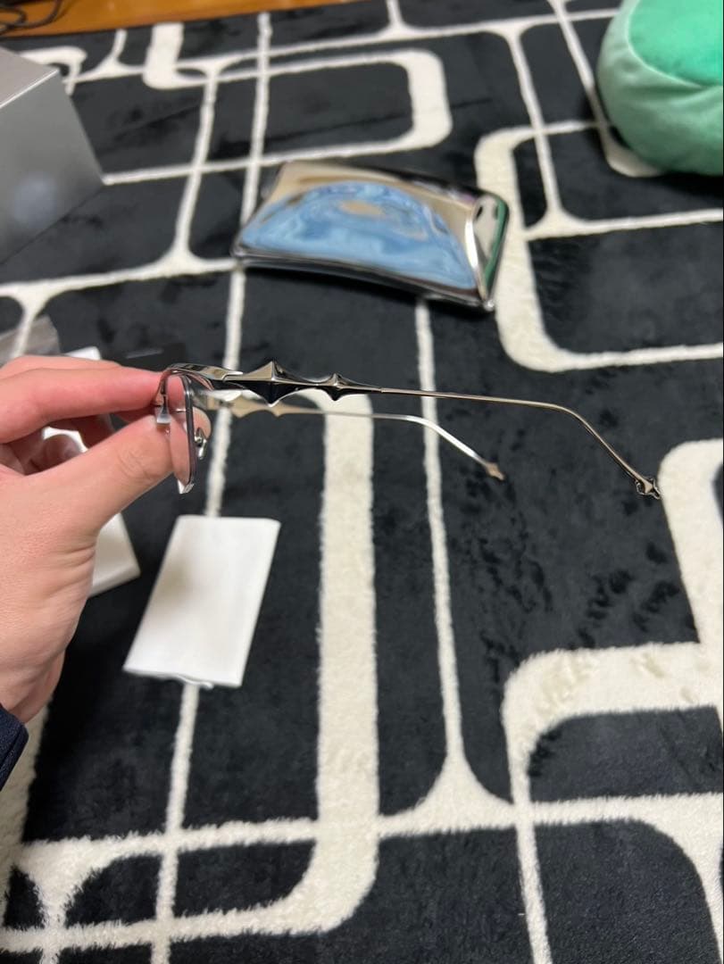 GENTLE MONSTER KRO-02 宮脇咲良着用