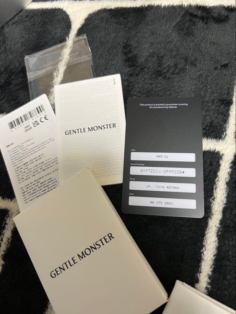 GENTLE MONSTER KRO-02 宮脇咲良着用