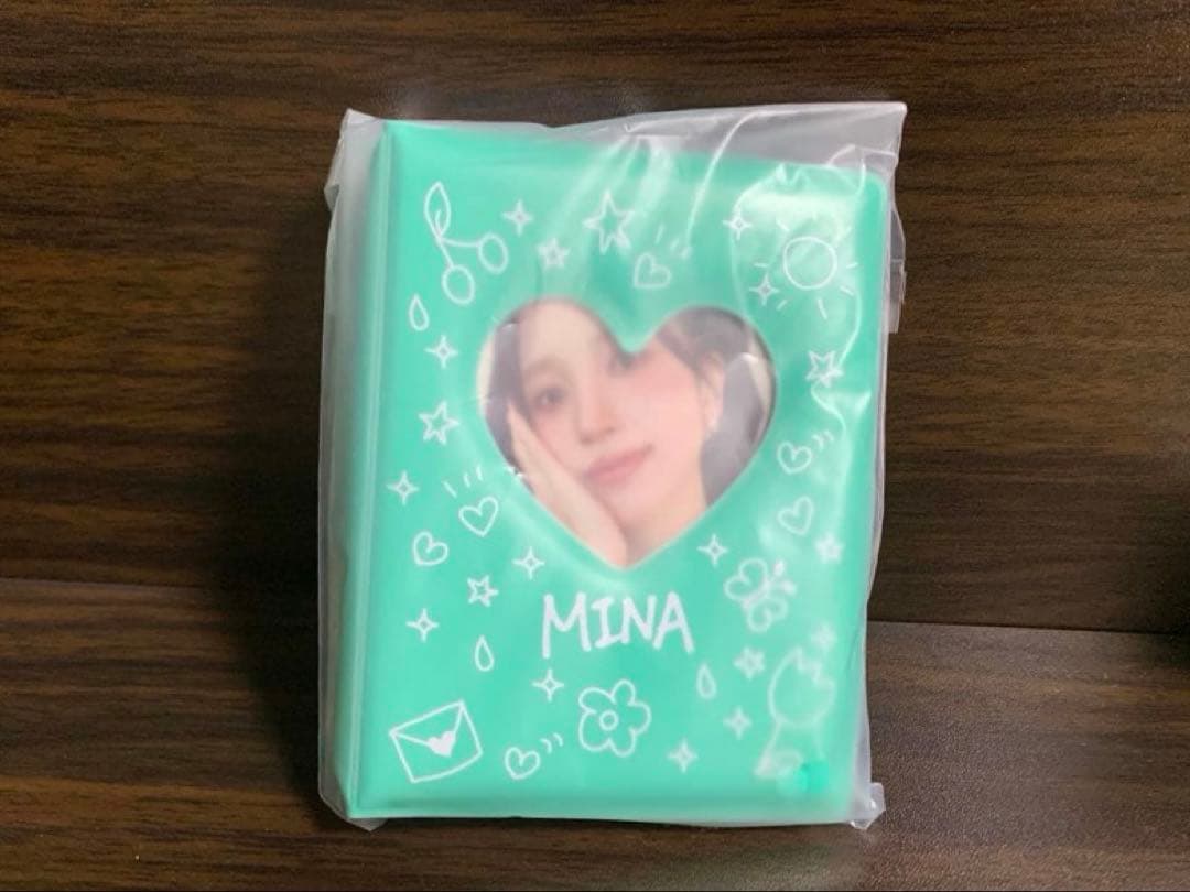 TWICE モモ 7th ANNIVERSARY 7周年 コレクトブック 未開封