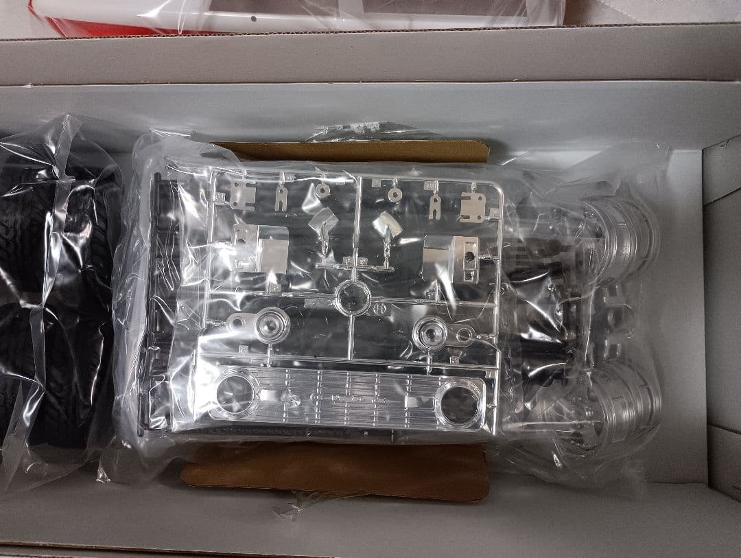 タミヤ CC-02 Ford Baja Bronco ブロンコフルベアリング付き