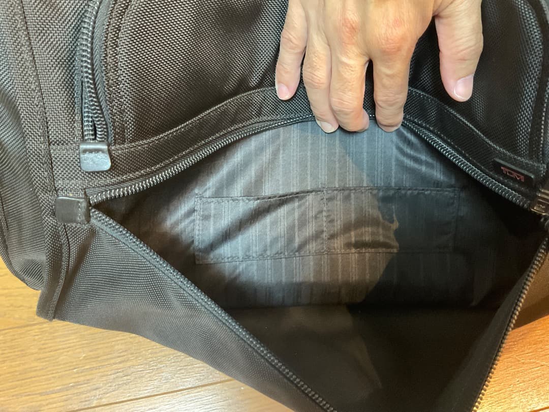 TUMI トゥミ　大型バッグ