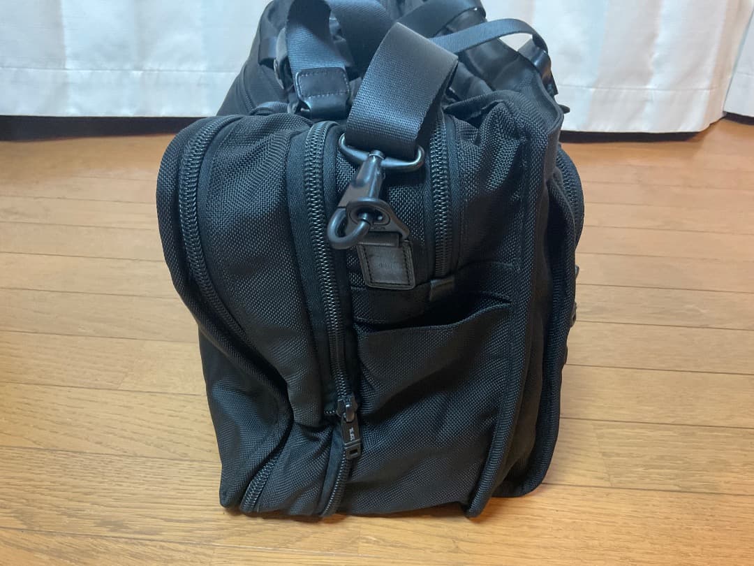 TUMI トゥミ　大型バッグ