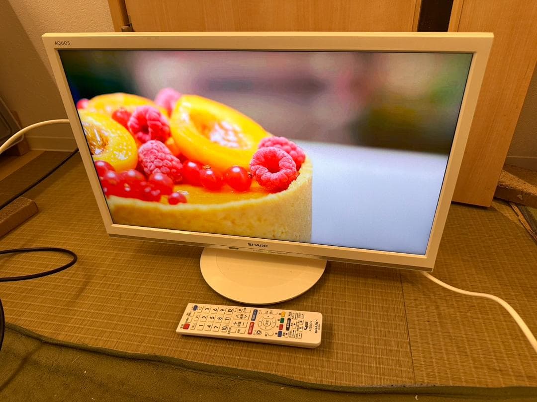 SHARP シャープ　22型　テレビ　2T-C22AD 2019年製　超美品！