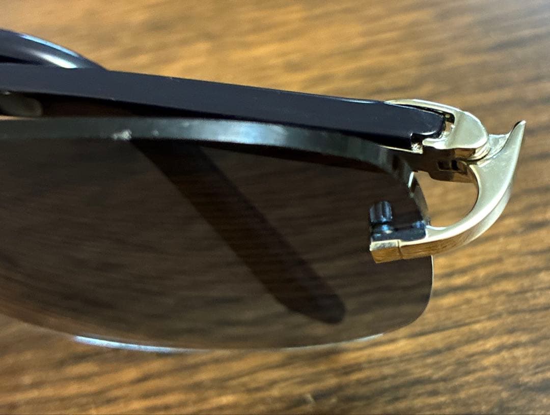 カルティエ　サングラス