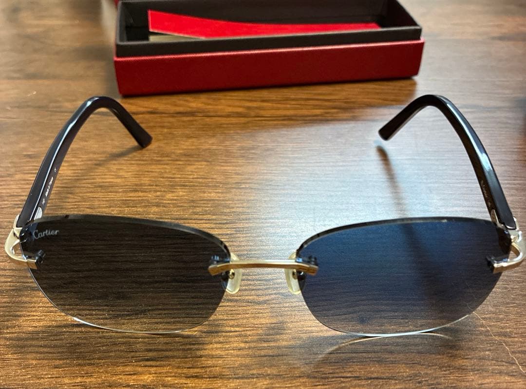 カルティエ　サングラス