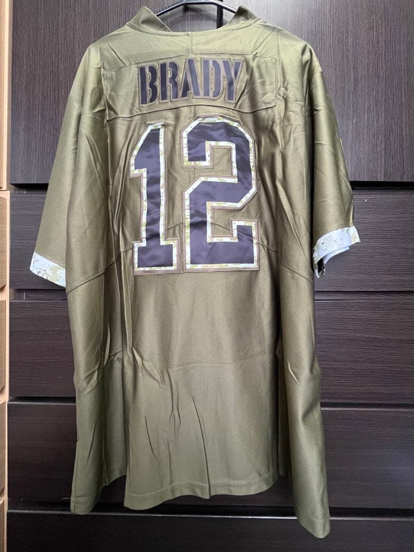 Brady 12 NFL ウニフォーム
