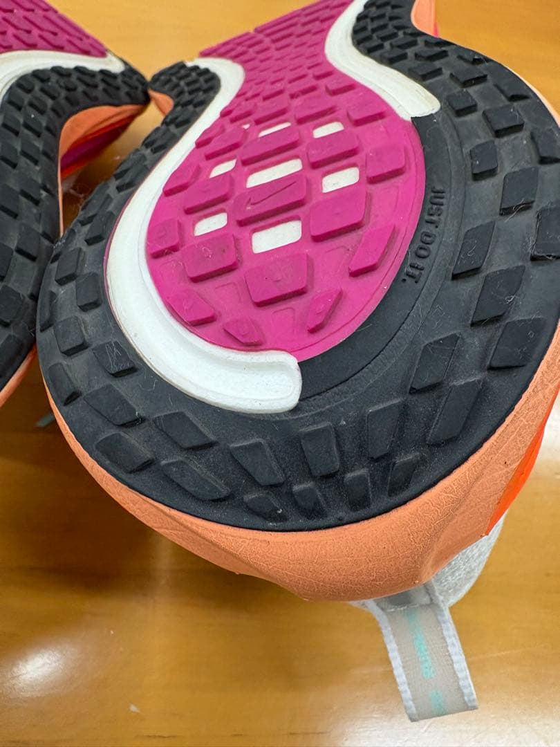 Nike ボメロプラス24 レディース