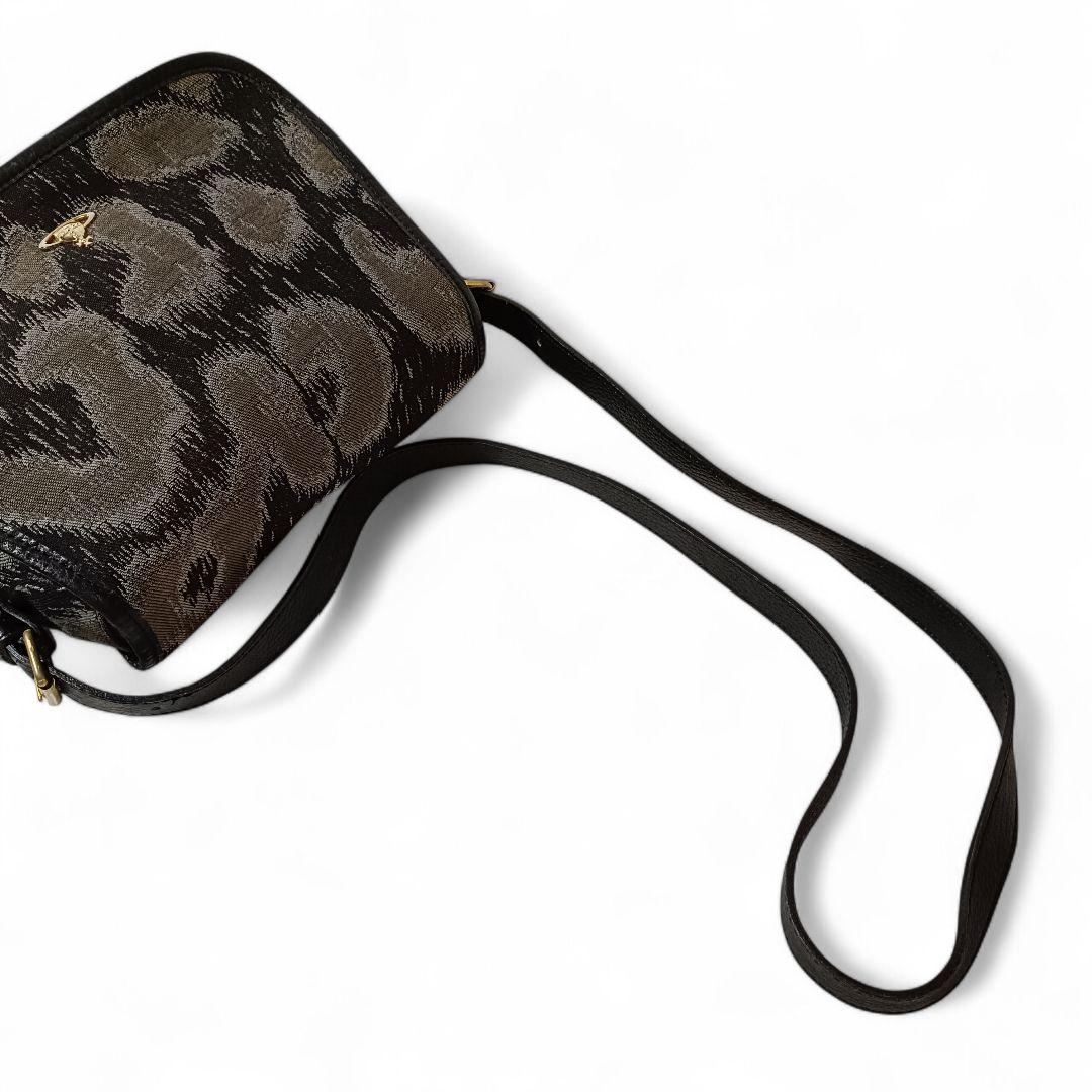 美品 正規品 ヴィヴィアンウエストウッド ショルダーバッグ レオパード 黒