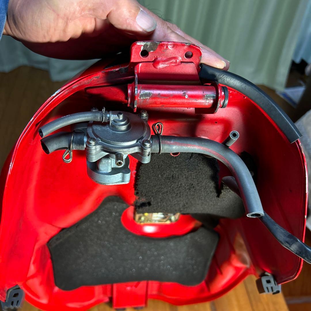 VTR1000F （SC36）ガソリンタンク 0928