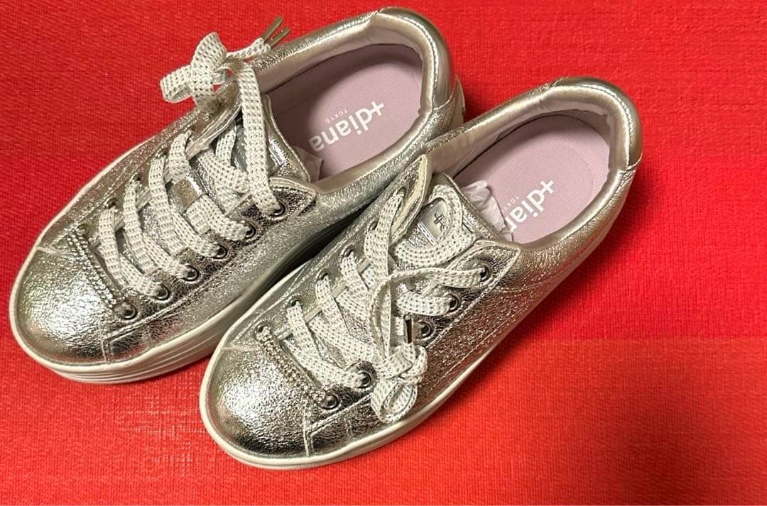 DIANA ダイアナ 厚底プラットフォームスニーカー (シルバー)