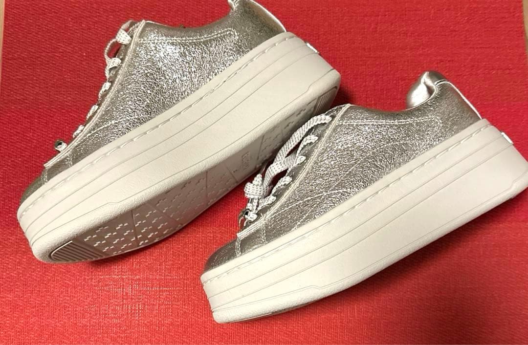 DIANA ダイアナ 厚底プラットフォームスニーカー (シルバー)