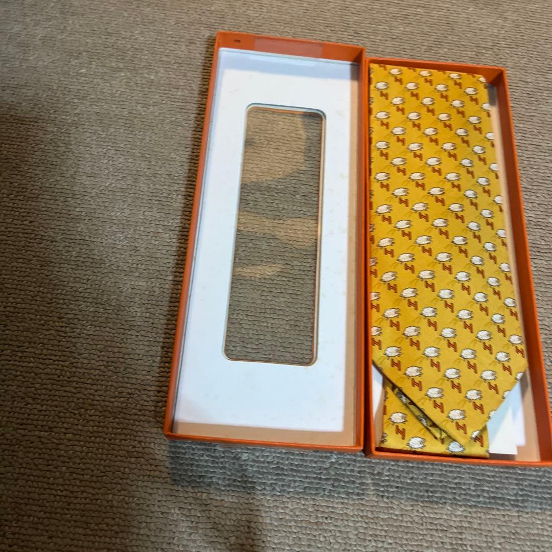 HERMES イエローパターン ネクタイ