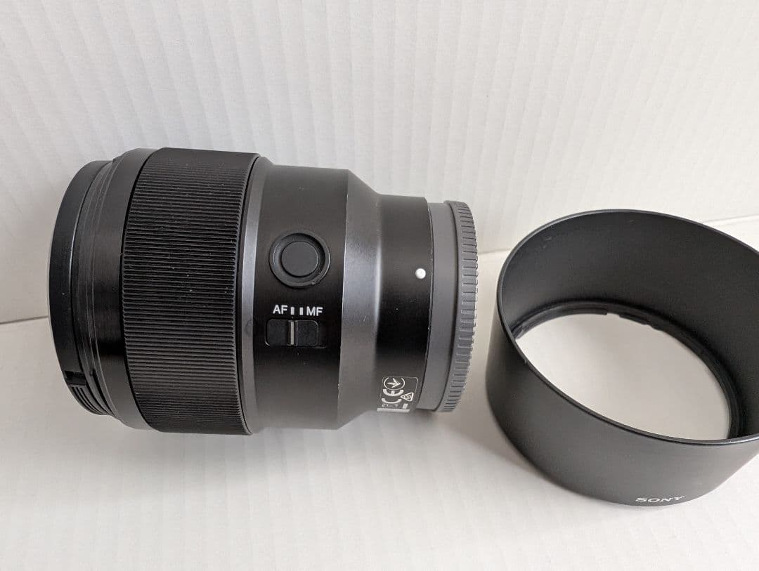 SONY SEL85F18 単焦点レンズ F1.8　ソニー　ポートレート