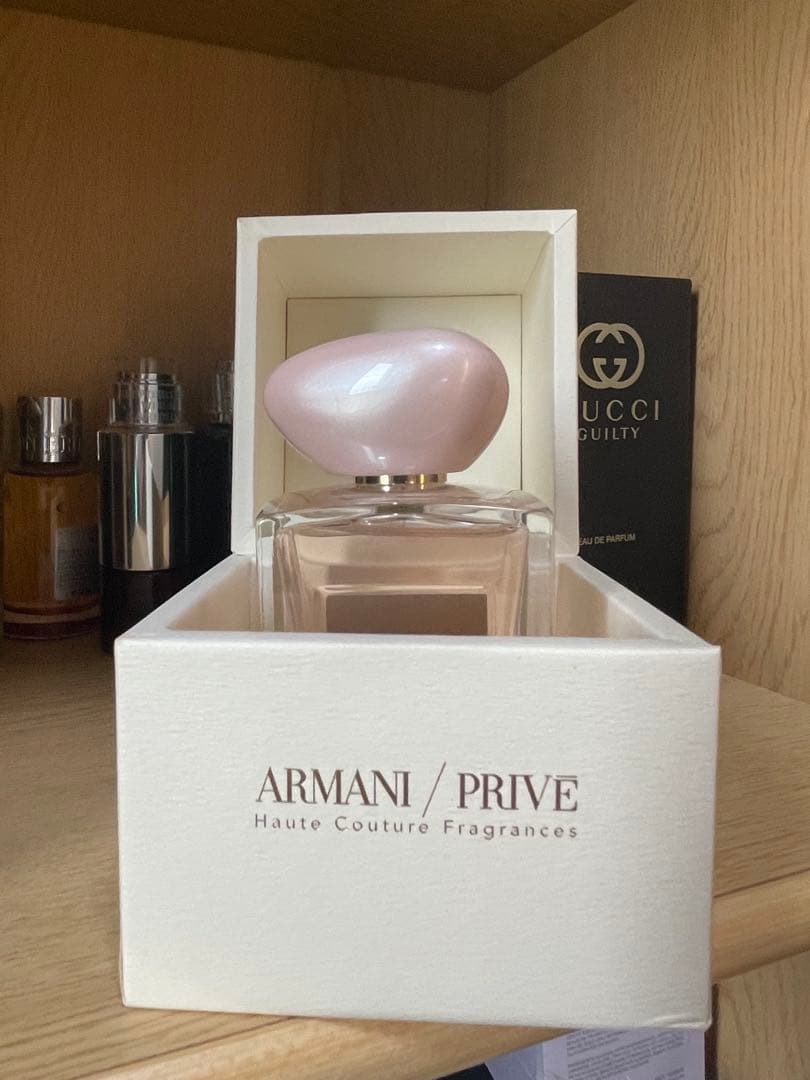 ARMANI PRIVÉ ピヴォワンヌスジョ ソエイ ドウ ナクレ 100ml